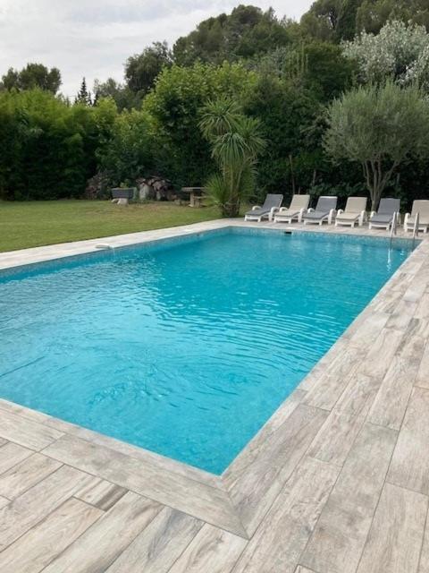 Chez Pat Et Dom Villa Aix-en-Provence Exteriör bild